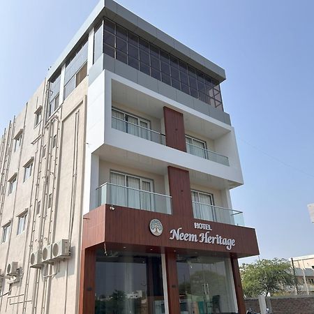 Hotel Neem Heritage Širdi Exteriér fotografie